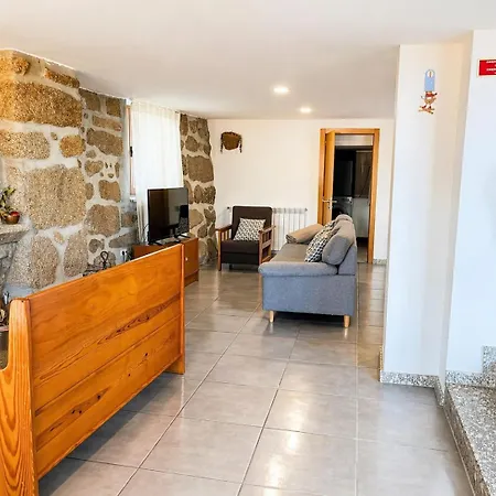 Гостевой дом Casa Da Lage - Piscina Privada - Vistas Rio - 