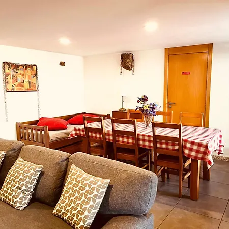 Гостевой дом Casa Da Lage - Piscina Privada - Vistas Rio - 